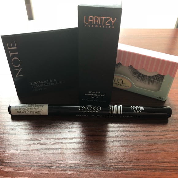 Makeup bundle!!!! - Picture 1 of 7